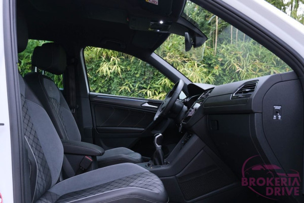 R-Line 2.0 TDI ACC|AHK|SHZ|KAM|IQ Matrix_27a9a05c-f4ba-40fa-8546-79912b4eccf0.jpeg