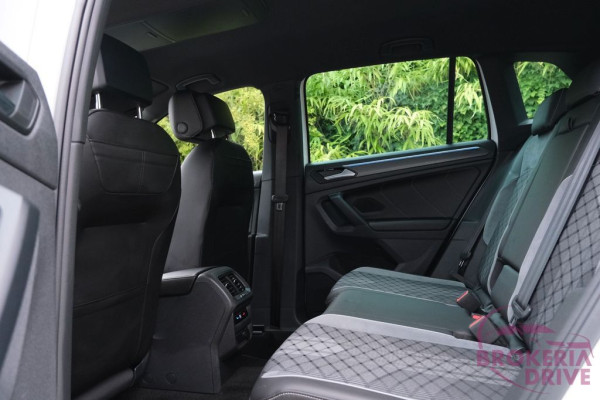 R-Line 2.0 TDI ACC|AHK|SHZ|KAM|IQ Matrix_image_interier_back