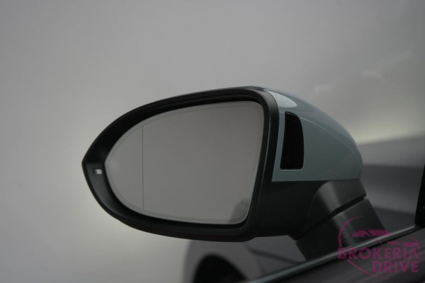 2.0 TSI DSG R-Line_18bbd0ca-7505-4af3-bd11-62eaaec8b66b.jpeg