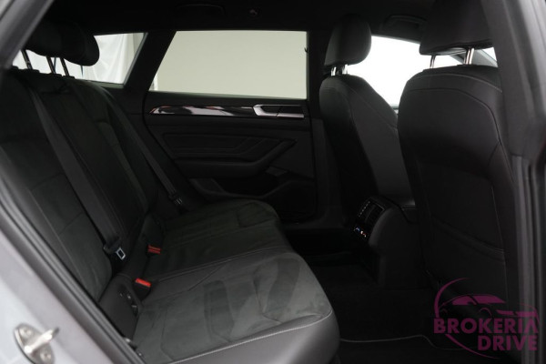 2.0 TSI DSG R-Line_image_interier_back