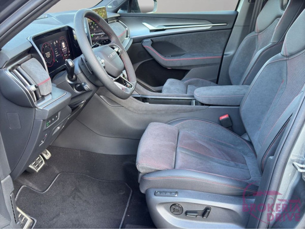 2.0 TSI DSG RS 4x4 _d54de149-f3d3-4e17-b3e5-36c7bd4fc814.jpeg