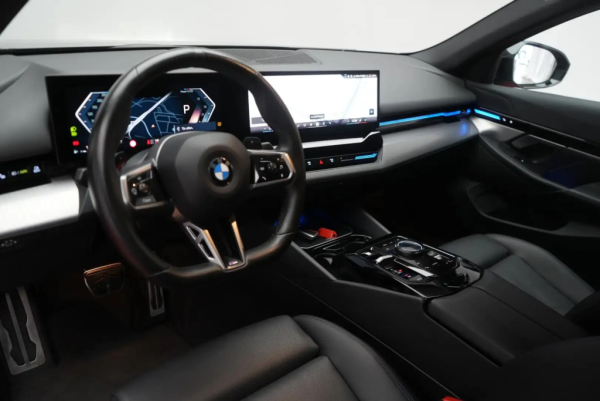 520d M-Sport_image_interier_front