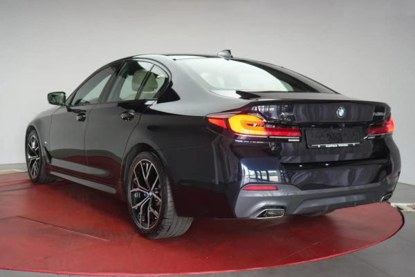530d xDrive M-Sport_716e206a-6c9f-44cd-b062-86641ac0fb00_df65818e-f599-4552-9e12-e5eeb0a90fe2.jpg