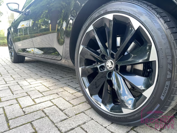 Lim. 2.0 TSI Sportline 4x4_hvdwxvh.png