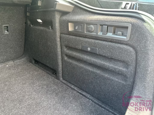 Lim. 2.0 TSI Sportline 4x4_rbyk4sc.png