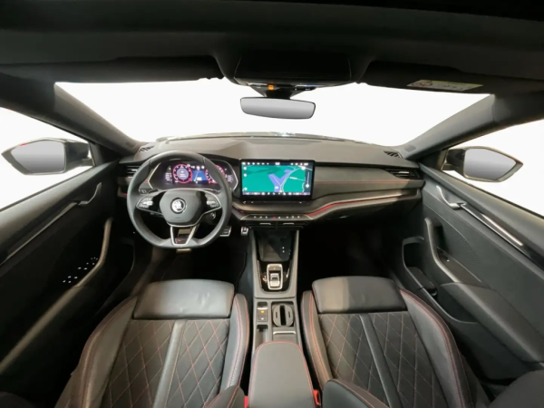 RS 2.0 TSI_image_interier_front