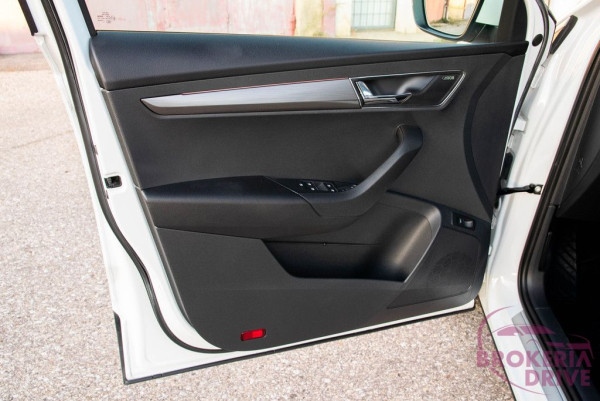 1.5 TSI DSG 110 kW_škodakaroq1.5tsidsgautobononitraautobazarnitradovozautznemeckadovozautnaobjednavku-21.jpg