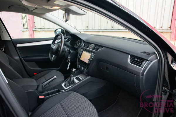 2.0 TDI 110 kW DSG _škodaoctaviacombi2.0tdidsgpredflautobononitraautobazarnitradovozautznemeckadovozautnaobjednavku-16.jpg