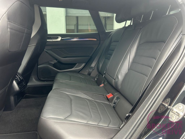 1.4 TSI eHybrid R-Line | PANO | ACC | MASSAGE _image_interier_back
