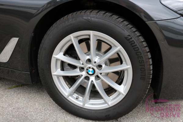 520d xDrive Head-up | Soft-close _1890428c-0933-4042-a2f5-5f2cba581733.jpeg