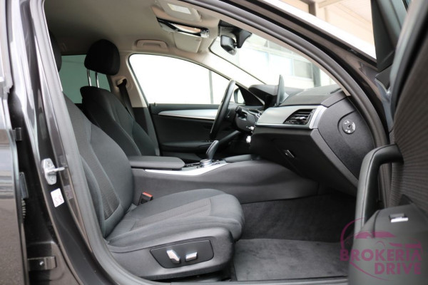 520d xDrive Head-up | Soft-close _91d842b8-c8f1-4a4c-ae65-f3b0cb58a243.jpeg