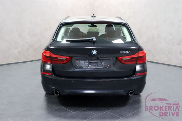 BMW rad 5 Touring 530i Sport Line 