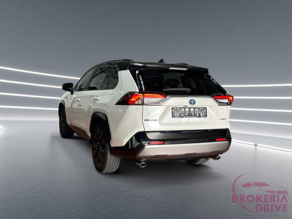 2.5I Hybrid 4X4 Style Selection _a905009c-e2c9-4a08-802f-2c5bf541205f.jpeg