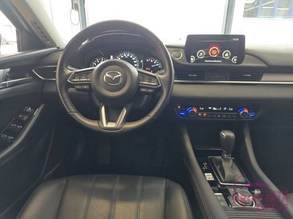 2.0 Skyactiv-G Exclusive-Line _image_interier_front