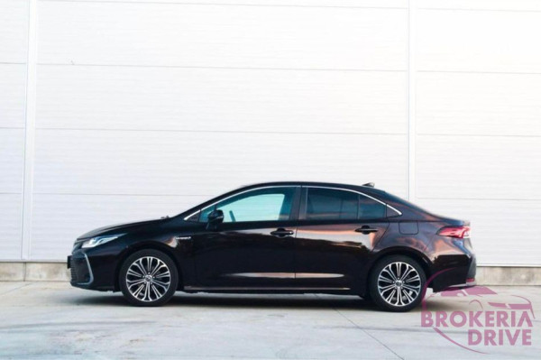 Toyota Corolla Sedan Hybrid 