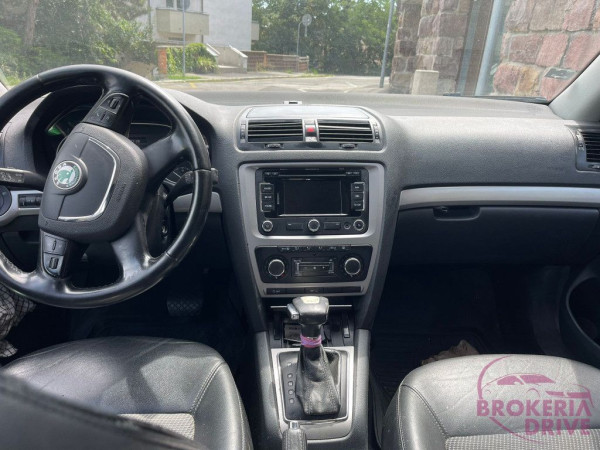  Combi_image_interier_front