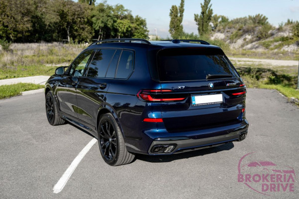 BMW X7 M60i xDrive