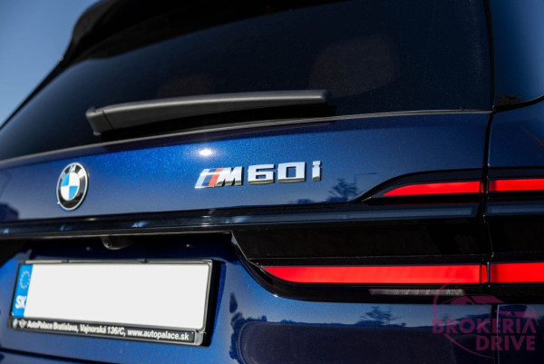 M60i xDrive_img_0424.jpg
