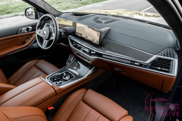 M60i xDrive_img_0432.jpg