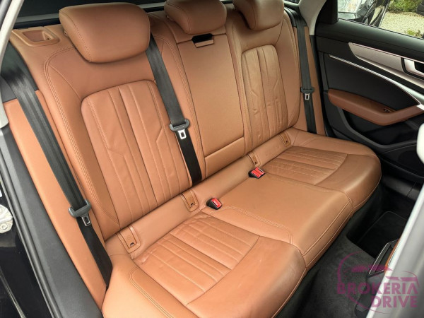 45 TFSI MHEV Design Sport _image_interier_back