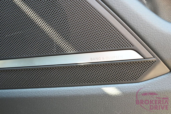 50 TDI quattro 3x S-Line _90ecef70-b654-48d3-bf2b-ba7b626d7958.jpeg