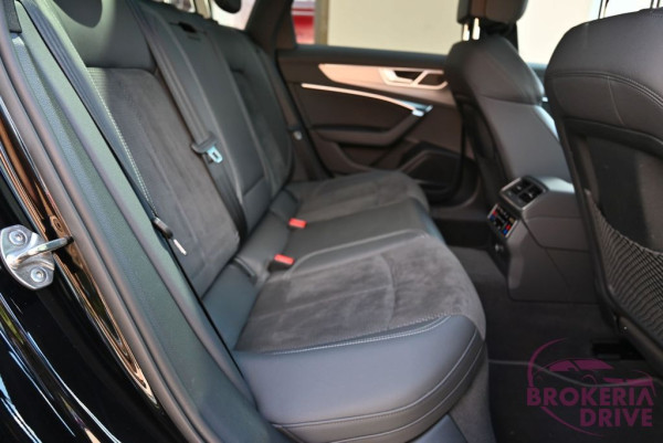 50 TDI quattro 3x S-Line _image_interier_back