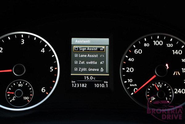 2.0 TDI 103 kW 4Motion_vwtiguan103kw4x4autobononitradovozautnitraautobazarnitra-17.jpg