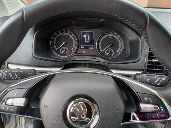2.0 TDI Ambition r. 2022_184076374(18).jpg