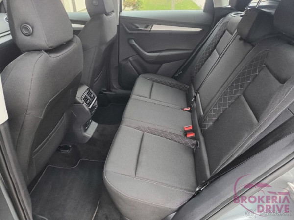 2.0 TDI Ambition r. 2022_184076374(9).jpg