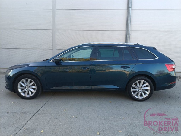 Škoda Superb Combi Combi 2.0 TDI Executive DSG