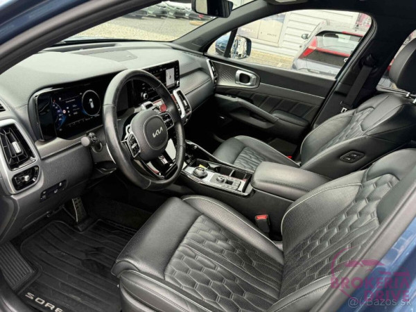2.2 CRDi Platinum_183651403(7).jpg
