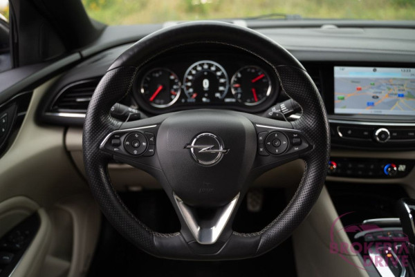 2.0 CDTI 125 kW AT8_opelinsignia2.0cdti125kwautobononitraautobazárnitradovozautznemecka-12.jpg