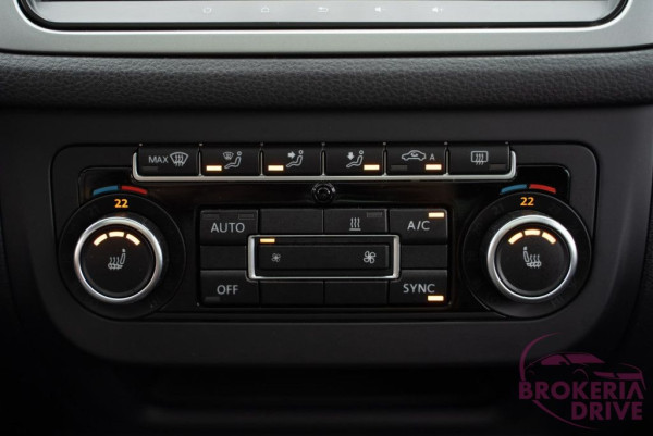 2.0 TDI 130 kW 4Motion_vwtiguan2.0tdi130kw4x4autobononitraautobazárnitradovozautznemecka-31.jpg