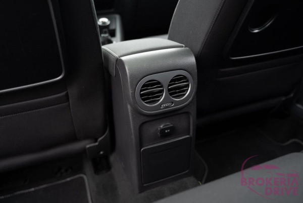 2.0 TDI 130 kW 4Motion_vwtiguan2.0tdi130kw4x4autobononitraautobazárnitradovozautznemecka-58.jpg