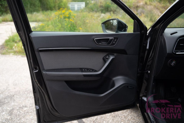 1.4 TSI 110 kW MT6_seatateca1.4tsi110kwautobononitradovozautnitraautobazarnitra-19.jpg
