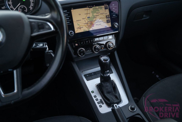 2.0 TDI 110 kW DSG_škodaoctaviacombi2.0tdiautobononitraautobazar-13.jpg