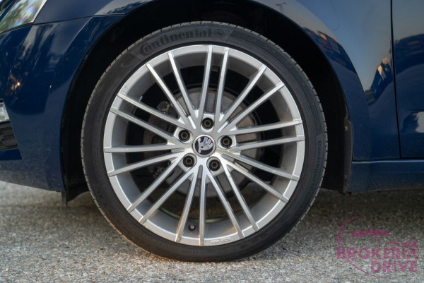 2.0 TDI 110 kW DSG_škodaoctaviacombi2.0tdiautobononitraautobazar-44.jpg