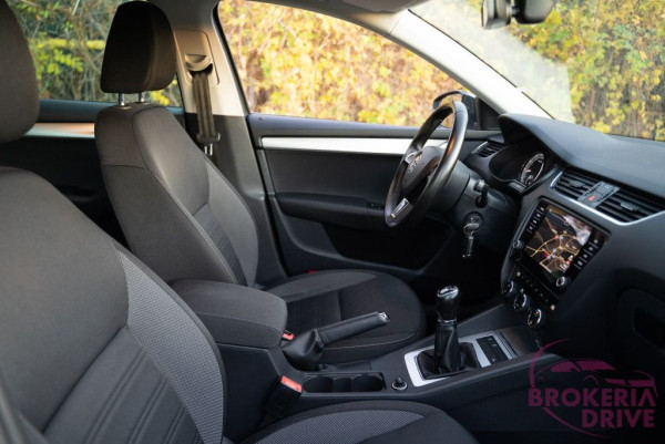 1.4 TSI 110 kW MT6_skodaoctaviacombi1.5tsiautobononitraautobazárnitradovozautznemecka-21.jpg