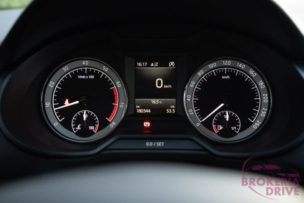 1.4 TSI 110 kW MT6_skodaoctaviacombi1.5tsiautobononitraautobazárnitradovozautznemecka-31.jpg