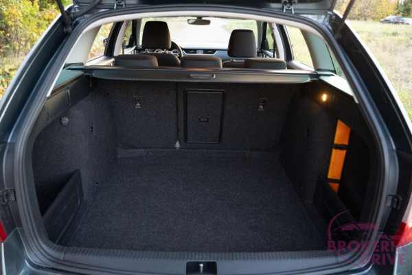 1.4 TSI 110 kW MT6_skodaoctaviacombi1.5tsiautobononitraautobazárnitradovozautznemecka-50.jpg