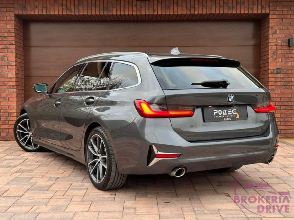 BMW 320d xDrive LUXURY LINE A/T, AT8