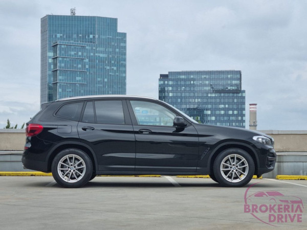 XDrive20i Advantage A/T_img-20251031-wa0059.jpg