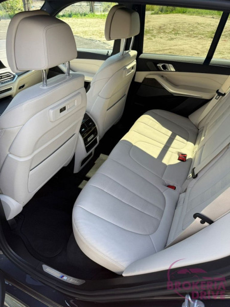 xDrive45e_image17_1.jpeg