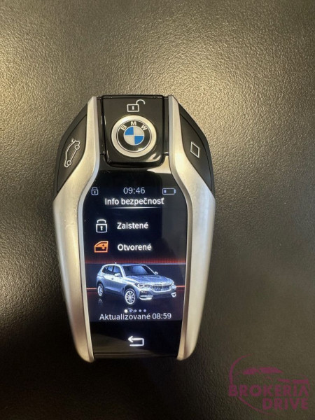 xDrive45e_image22.jpeg