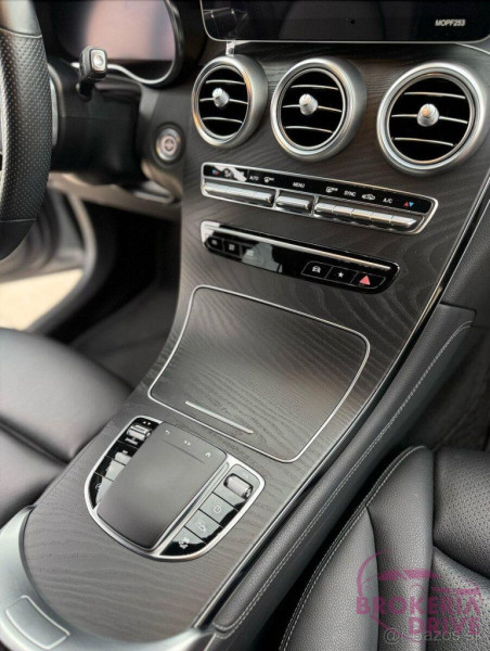 Kupé 300 4MATIC A/T_img-20251107-wa0013.jpg