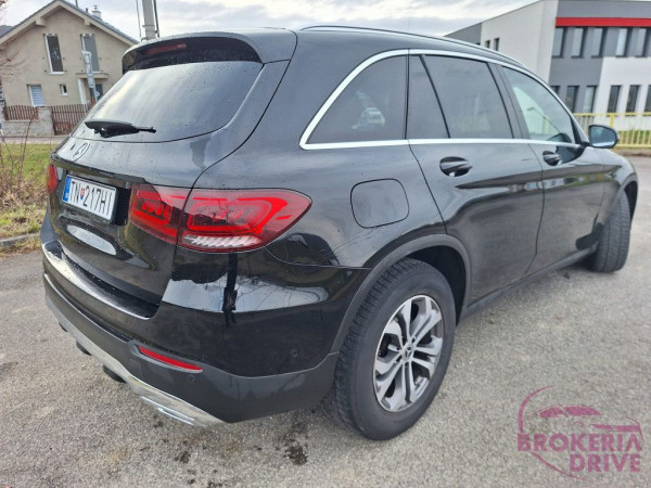 Mercedes-Benz 200d 4MATIC