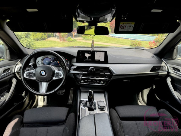 530d xdrive M-packet_image_interier_front