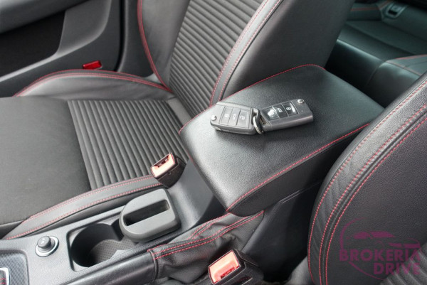 Škoda Octavia 2.0 TDI CR RS, M6, 135kW, 4d._dsc02834.jpg