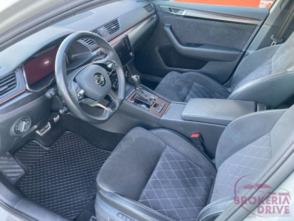 Sportline_image_interier_front