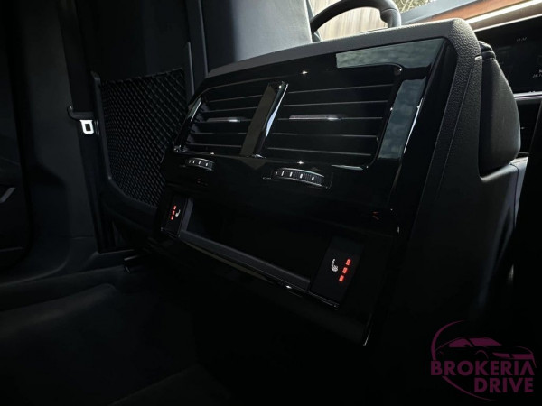 R-Line 4Motion Tiptronic_471583489_1122030026598643_5508359765230913098_n.jpg